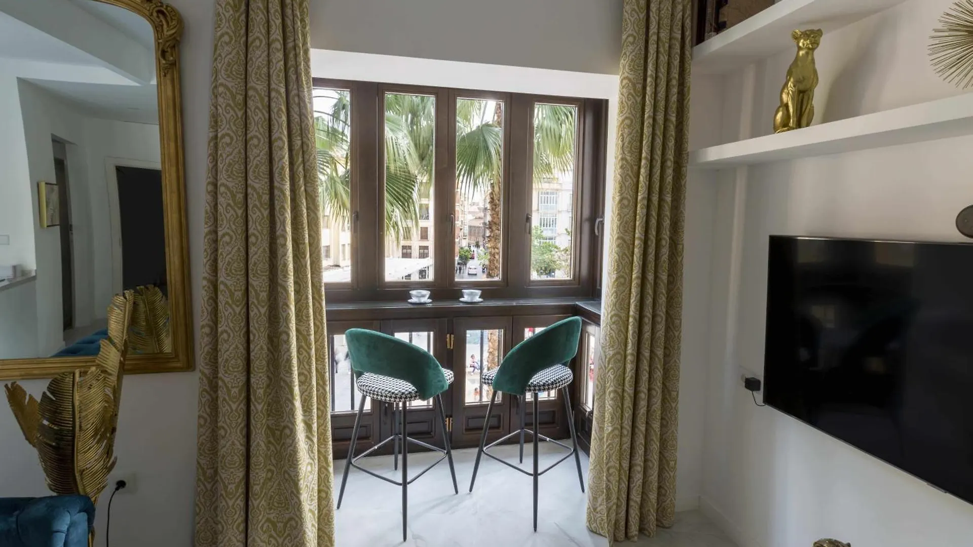 The Clock House Luxury Urban Suites Málaga